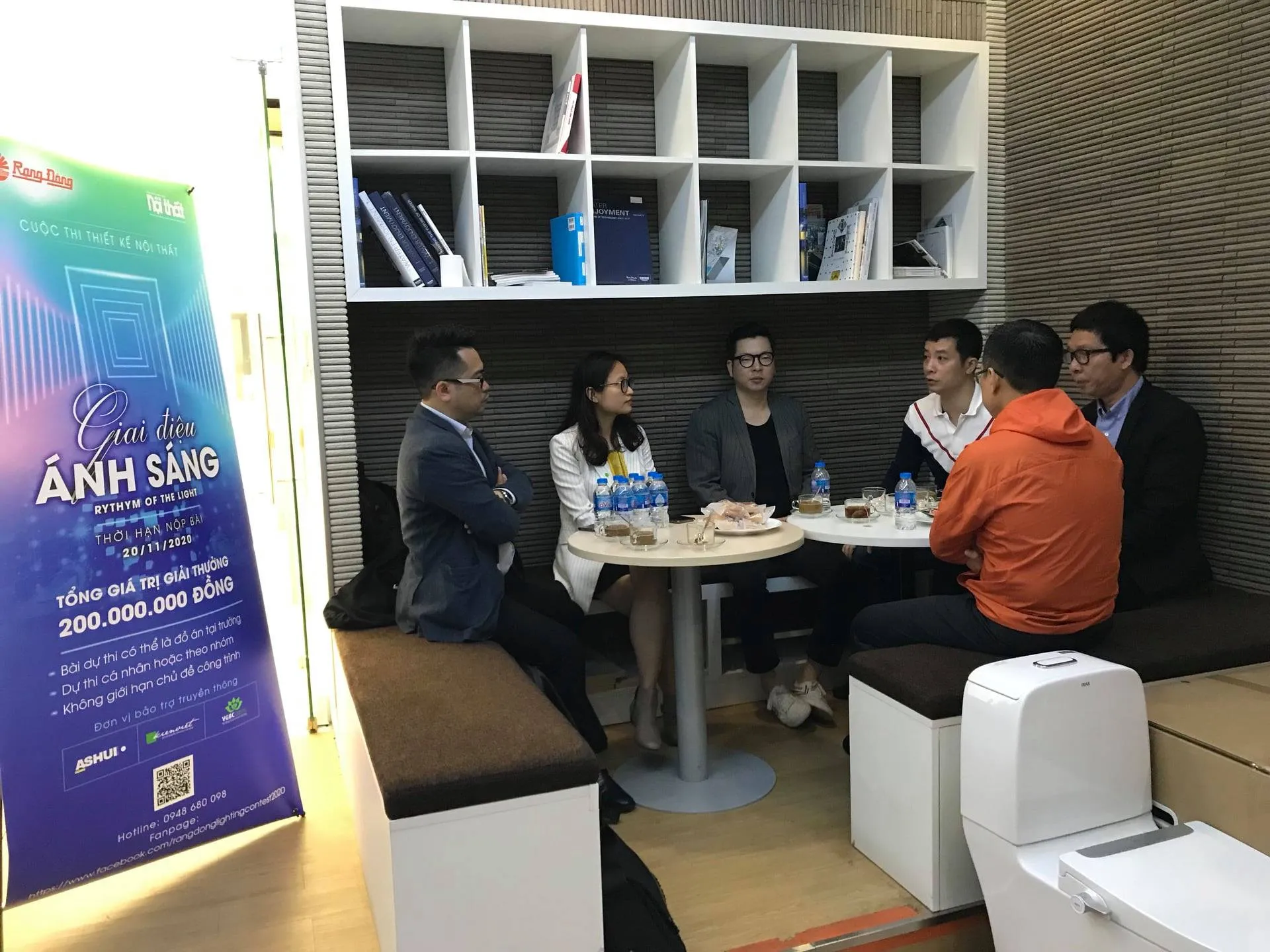 Vòng chấm chung khảo cuộc thi "Giai điệu ánh sáng" tại không gian Kiến trúc – Thiết kế X-hub